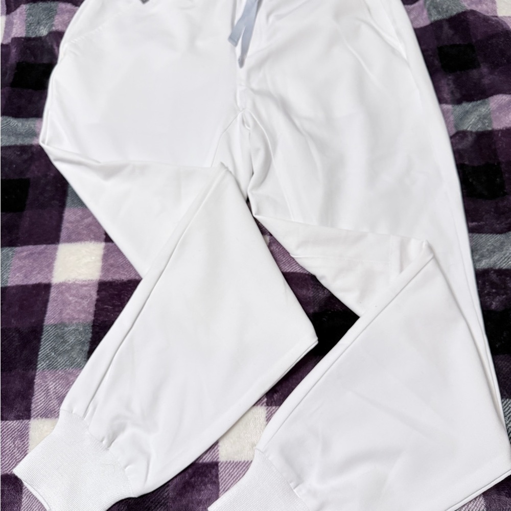 Figs Men's White medium size scrub pair
